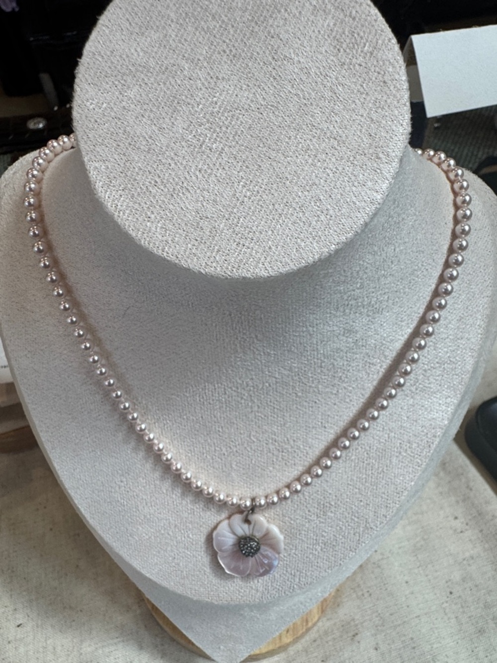 Hand Made Swarovski Pearl Necklace with Shell Flower Pendant - Pink